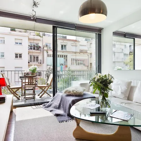My Space Emirates - Executive With Private Balcony Barcelona