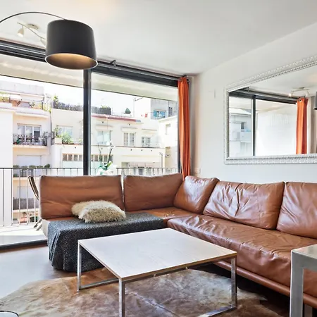 Apartment My Space Emirates - Executive With Private Balcony Barcelona