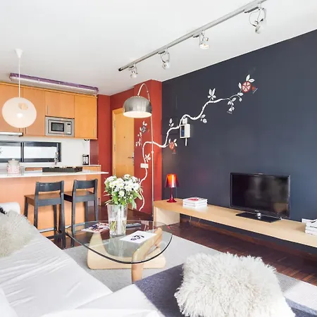 My Space Emirates - Executive With Private Balcony Barcelona